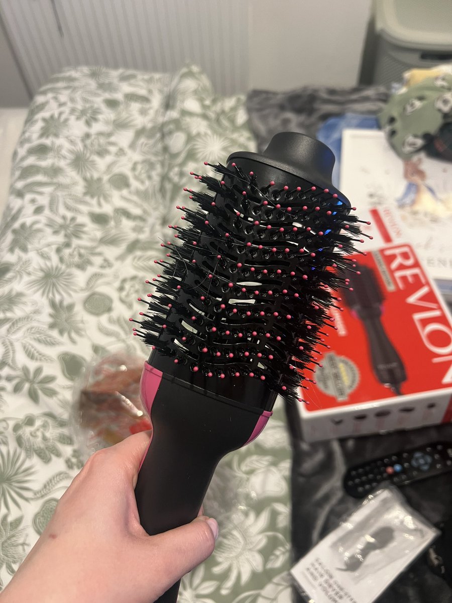 Molly 👑 tweet media