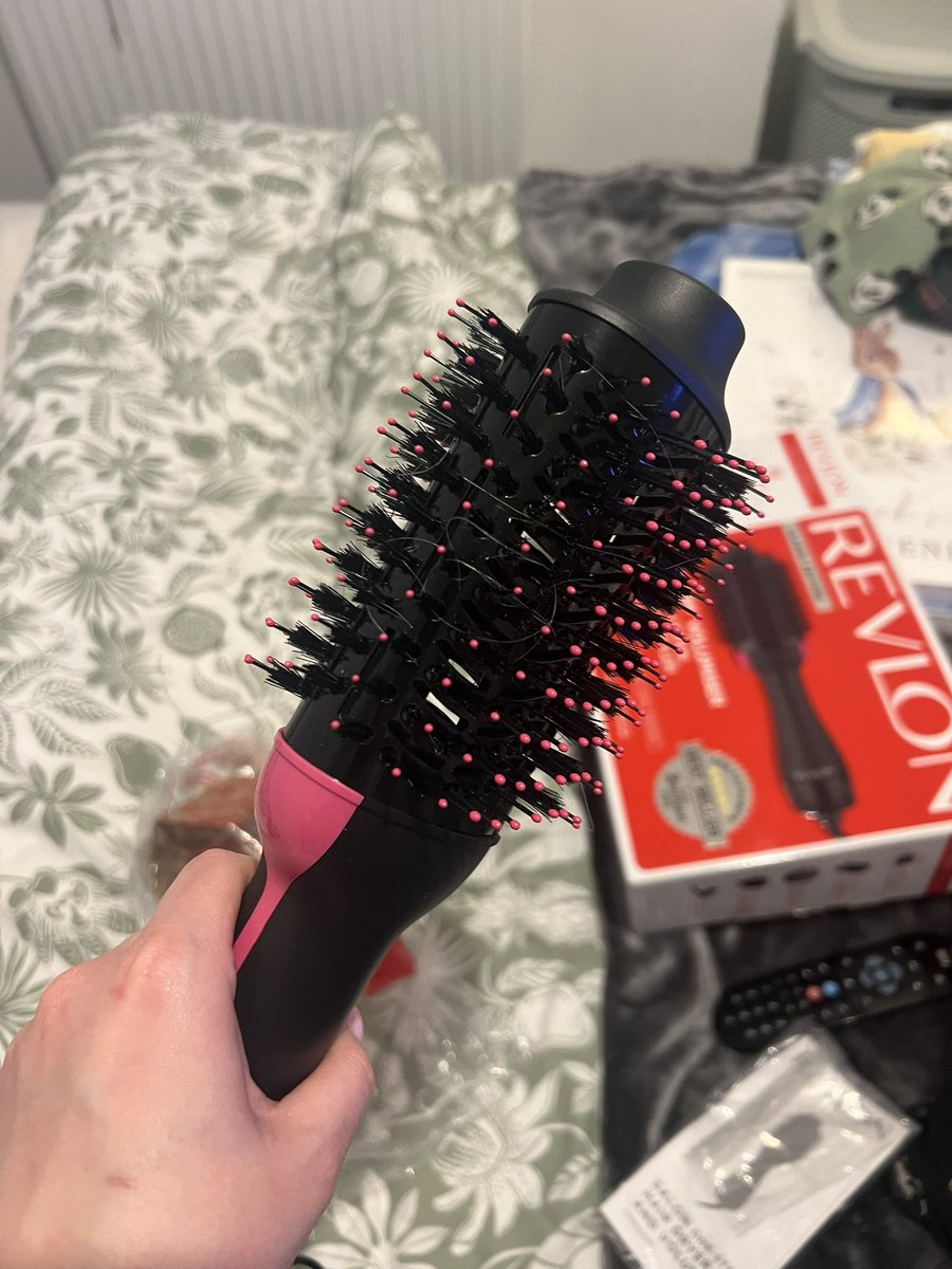 Molly 👑 tweet media