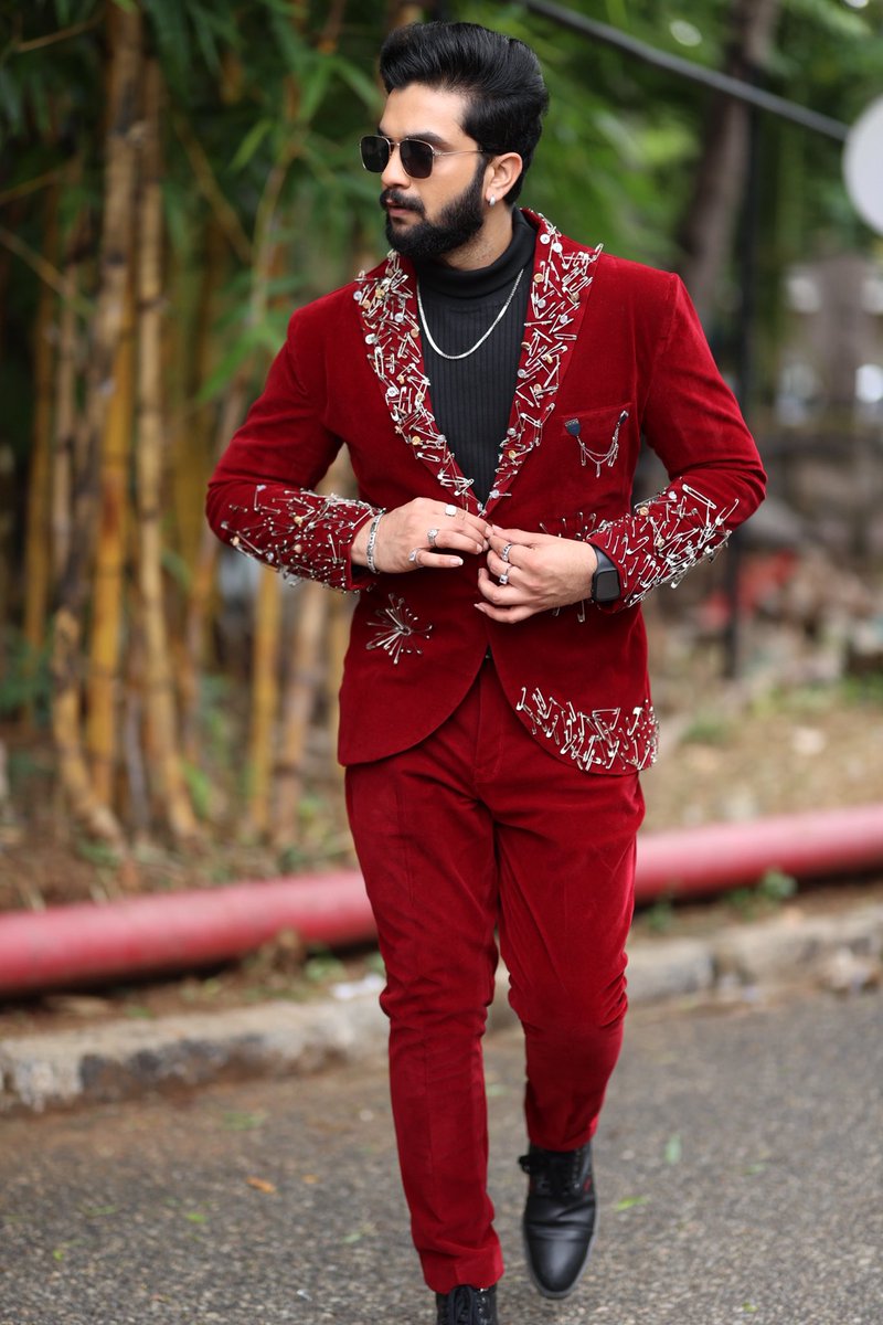 actorsrikar's tweet photo. Wearing a right outfit gives you a right charm ❤️ https://t.co/Vj3ikvv3Qp