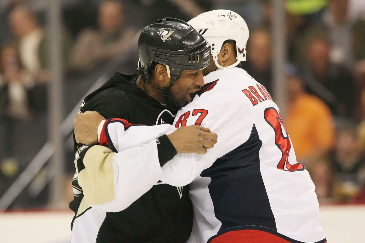 Flyers Alumni tweet media