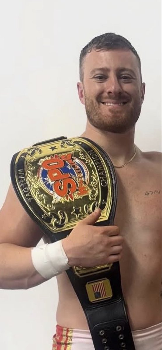 Mapleleafgrappling tweet media