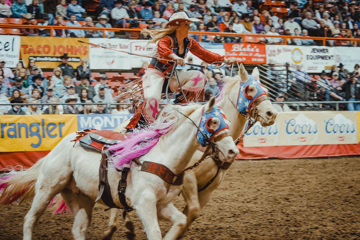southdakota's tweet image. 🐎 The Black Hills Stock Show &amp;amp; Rodeo is back in @VisitRapidCity now through February 7, 2026.

Celebrate South Dakota’s western heritage with 9 days of rodeo events, livestock shows, shopping, and family fun.

bit.ly/4r9GroR

#hifromsd #Rodeo #MidwestTravel