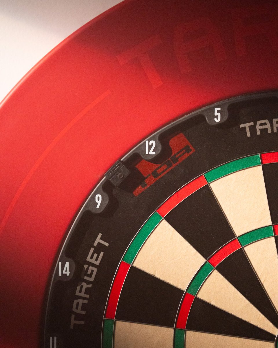 TargetDarts's tweet image. The board of Champions - Target Tor 🎯

🔴 10 perfect rotations
🔴 Symmetrical patterns to keep it consistent
🔴 Practiced on by the best players in the World

Upgrade to the best today.

#TeamTarget
