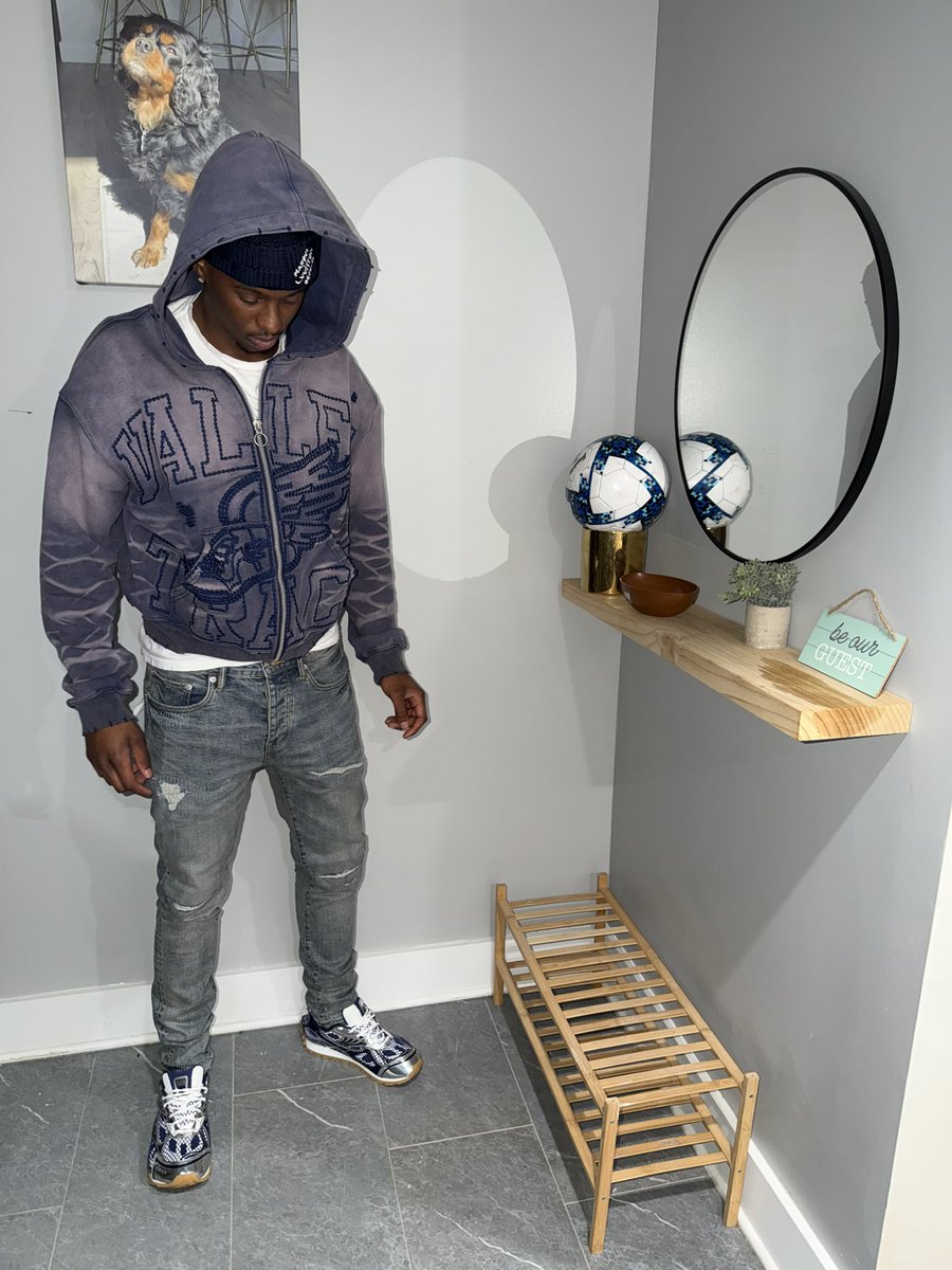 moneyman tweet media