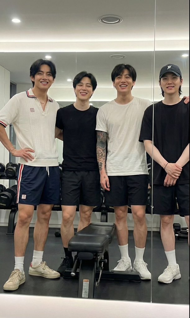 realsuga200's tweet image. Nice gym in Dubai