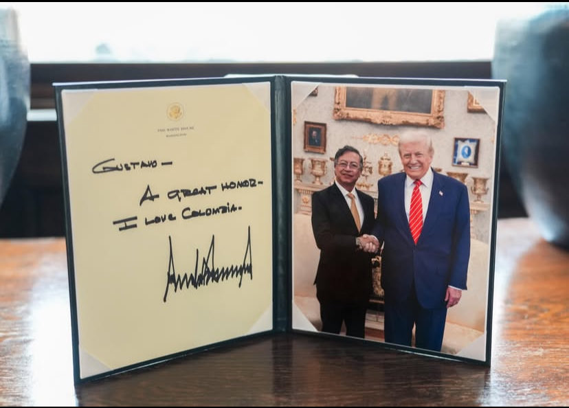 Cuanto lo siento por Vicky , Paloma,Mafe,Uribe,Nestor Moralez, Zuleta,Claudia (parece que también Trump está enfermo)Pachito,De La Espriella,Julito y demás   
Les tocará aguantarse otros 4 años después del 7 de Agosto. ⁦<a href="/IvanCepedaCast/">Iván Cepeda Castro</a>⁩ presidente arrasando en 1a vuelta💫👌🏼
