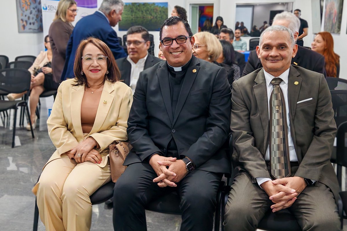 nicoterrerosb's tweet photo. Hoy tuve la oportunidad de ser parte de la firma del Convenio Marco de Cooperación entre @senacyt y el Ministerio de Ciencia, Tecnología, Conocimiento e Innovación de la República de Chile, en el marco del proyecto LATAMGPT.

Estos espacios de encuentro y colaboración regional son fundamentales para seguir fortaleciendo la ciencia, la tecnología y la innovación desde nuestras universidades.

Como rectora de la UDELAS, valoro profundamente ser parte de iniciativas que conectan el conocimiento, promueven el trabajo conjunto y amplían las oportunidades para nuestra comunidad académica.

Así, paso a paso, UDELAS avanza.