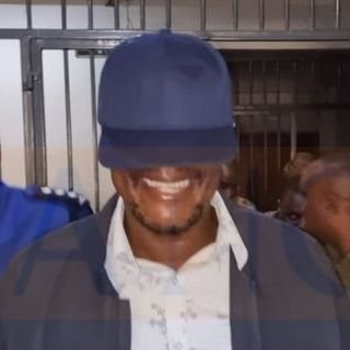 otile_the_one's tweet photo. @Hambelelen76462 @Natty10_LFC you're too much 😅 https://t.co/LX9d4zBoE4