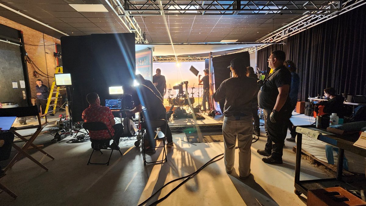 🎬Booked it. #Corona #SAG