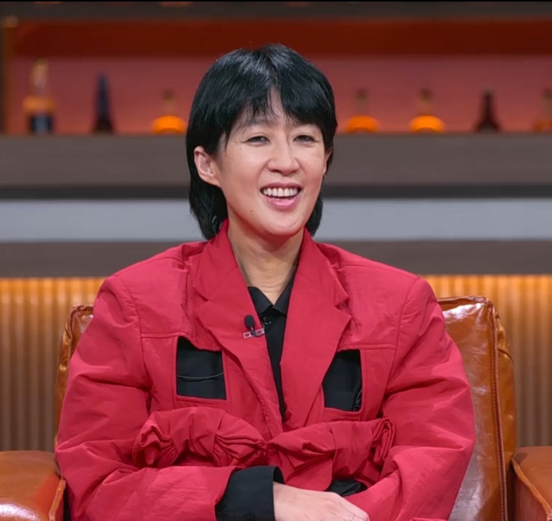 multi_kpopping's tweet photo. visual representation of me watching them 🙂‍↕️
#SinglesInfernoS5 #singlesinferno #goeun #igeon https://t.co/if4D1TJsru