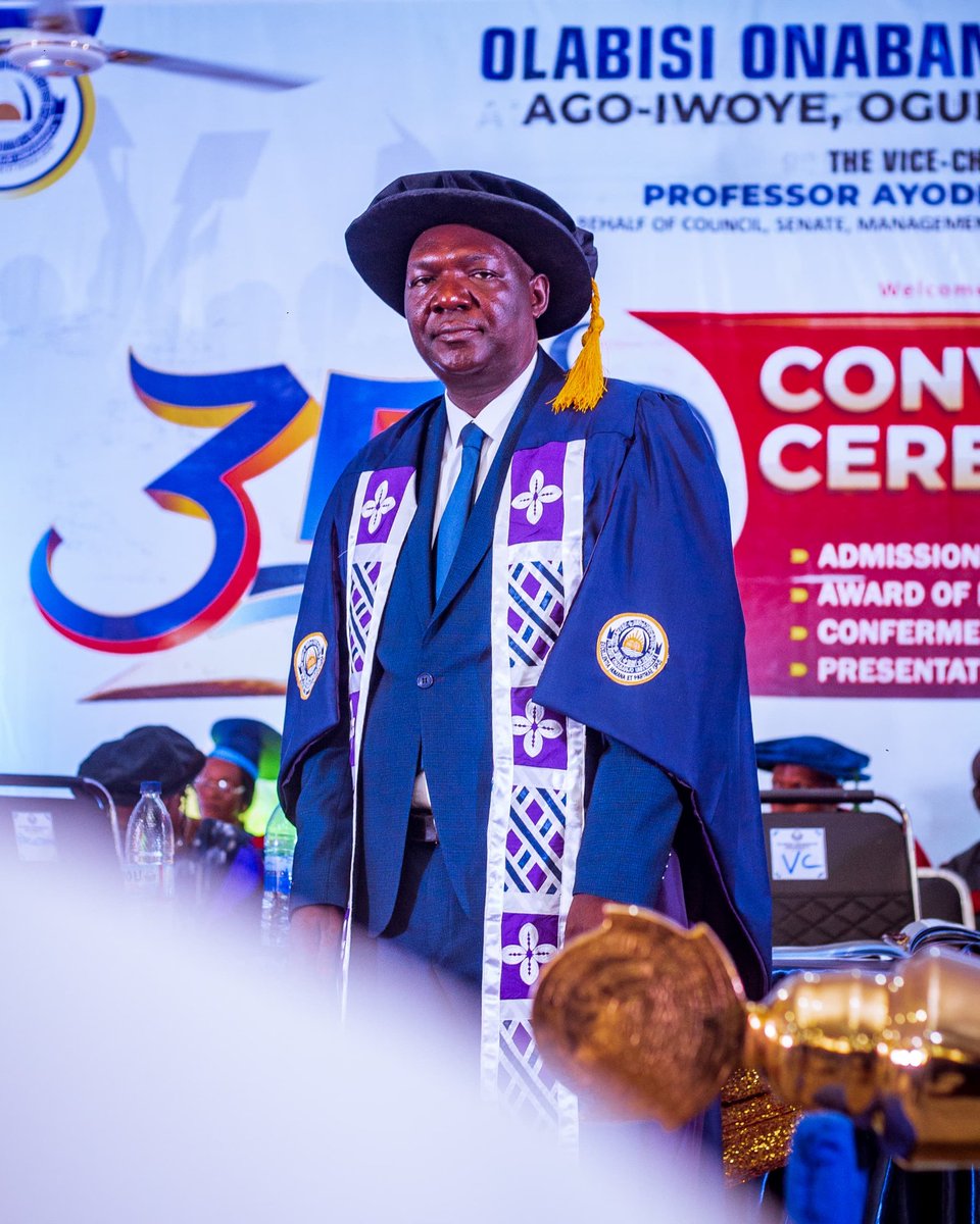 ooucampusmirror's tweet photo. #OOU35THCONVOCATION https://t.co/Lsp6GcCFPH