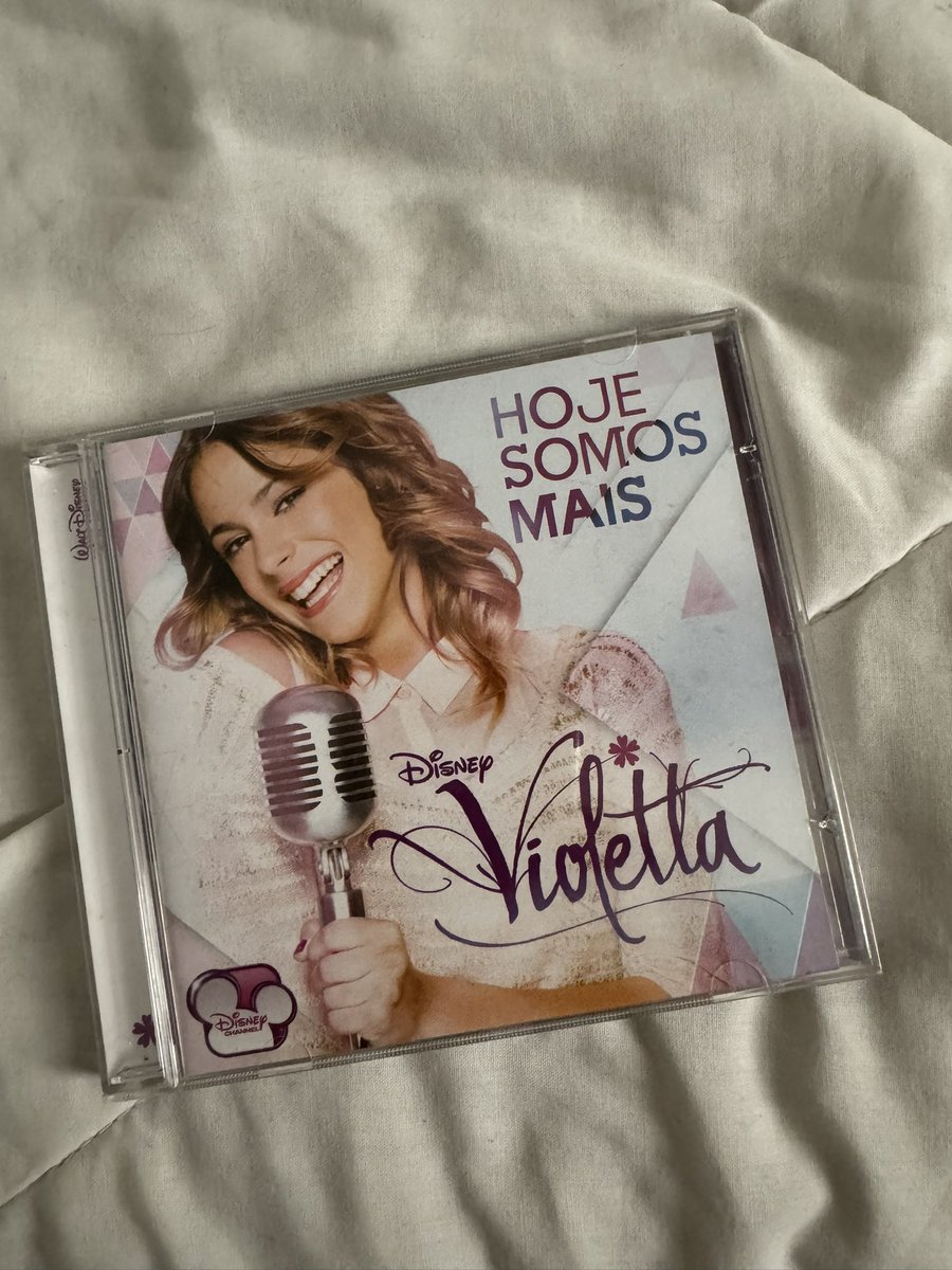 guromania_'s tweet photo. @_pamellasanches @babyzstoessel amiga se tiver interesse tenho um em perfeito estado a venda, só não esta lacrado https://t.co/VMAsyyWcL7