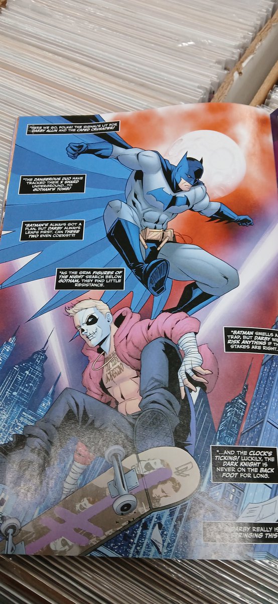 CeJuett's tweet photo. if wondered what the aew vs dc comics crossover that comes out tomorrow looks like... https://t.co/ILjTKHG1Oe