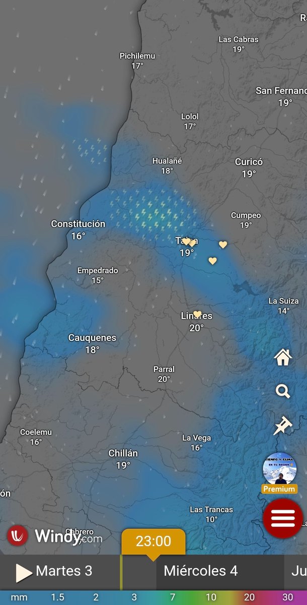 EdoWeatherman's tweet photo. Próximas horas y este miércoles.

Existe la posibilidad de chubascos e incluso algunas ⛈️ en sectores de Maule esta noche, de todos modos es un evento breve y muy localizado.

La lluvia seguirá presente desde Ñuble al sur, siendo fuerte hacia sectores interiores y cordilleranos este miércoles.

Mañana en la tarde puede haber ⛈️ en sectores de la región Metropolitana y O'Higgins.