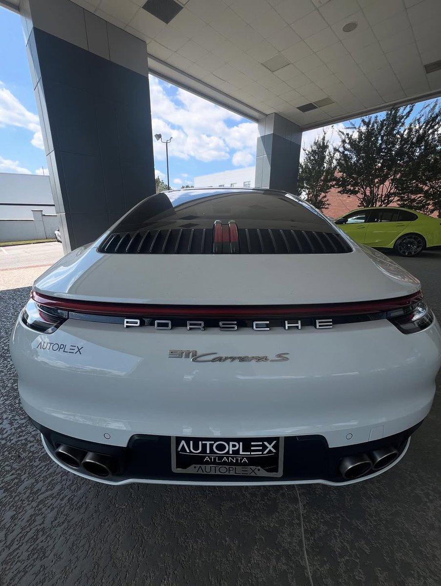 PattRiley🍊 tweet media