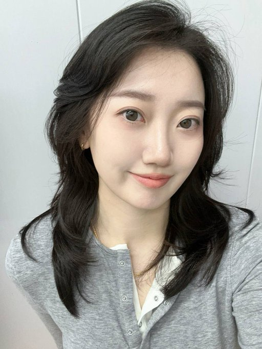 halimginanjar's tweet photo. 新头型，好看不 https://t.co/2UW1rvUjVW