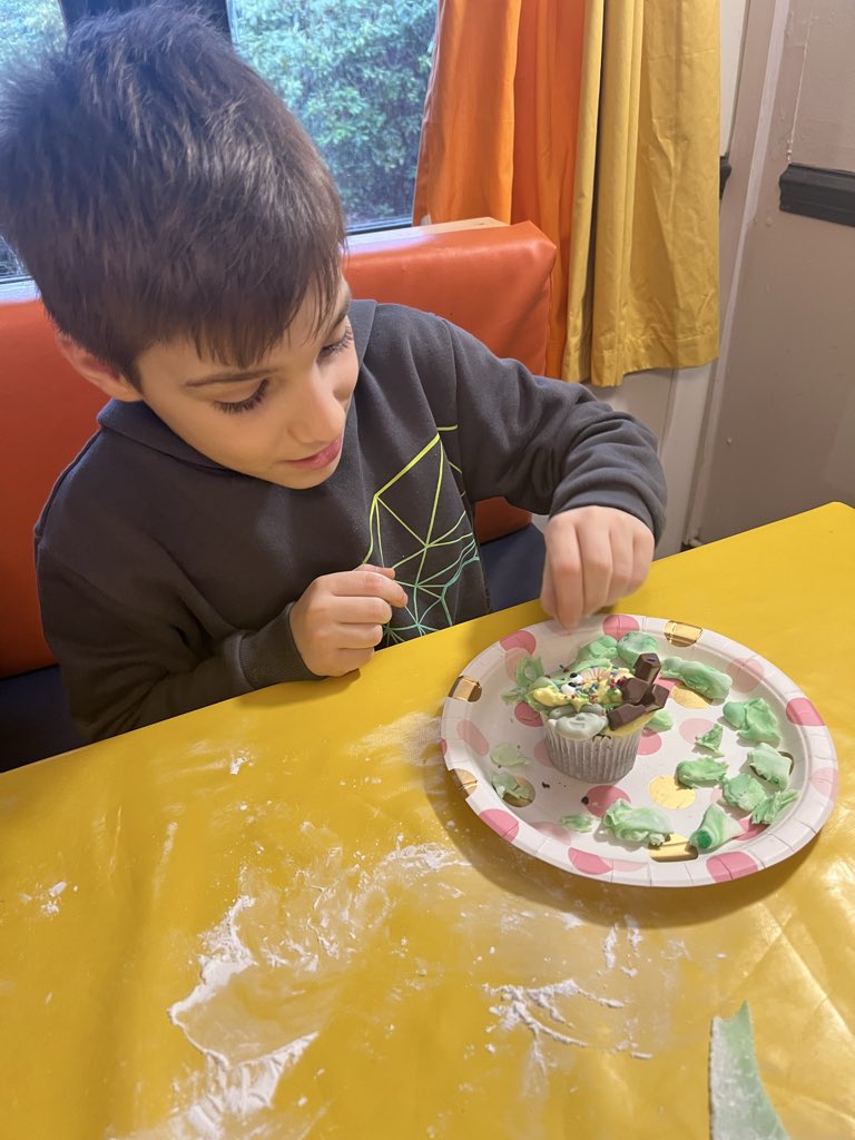 Mrs_Bee123's tweet photo. Cake making and decorating at CAFT today. We enjoyed sampling our tasty cakes with our tea.🧁 @parishschool1 https://t.co/1B8C6Bs377
