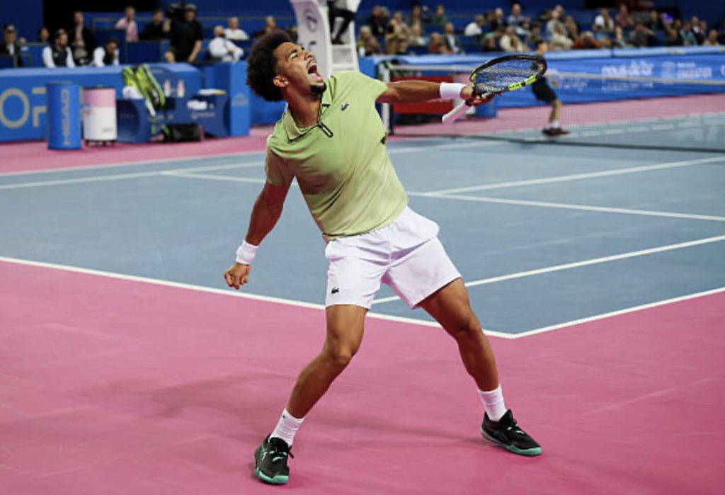 filsupdates's tweet image. What it means💛
📸: getty