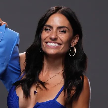 acdmma_'s tweet image. Ian Garry’s wife has publicly thanked Carlos Prates for defending her after a fan asked him “how many times have you f**ked Ian Garry’s wife?” 🤝

🗣️ Carlos Prates: “Where I come from, you cannot say something bad about somebody’s wife or family. They can kill you if you say…