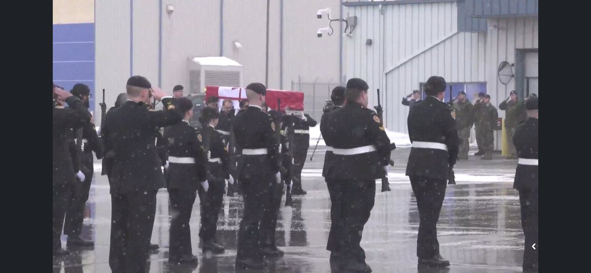 joe_warmington's tweet photo. BREAKING— Canadian Forces Gunner Sebastian Halmagean has been repatriated from Latvia to Canada. From @cfbTrenton the procession will soon travel along the Highway of Heroes toward the coroner’s office in Toronto https://t.co/qabPxBeox3