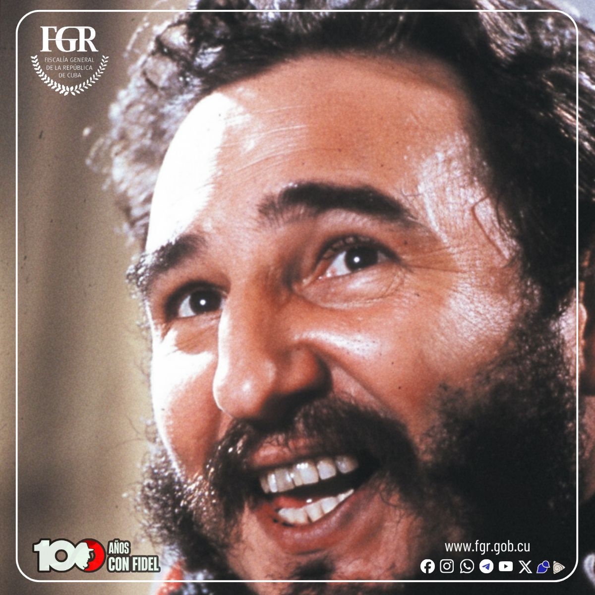 #100AñosConFidel: «Nuestra tarea es unir, dentro y fuera; eliminar todo lo que nos divida, dentro y fuera; luchar por todo lo que nos una, dentro y fuera. ¡La #unidad dentro de los principios, esa es nuestra línea!»

#CubaEstáFirme
#FiscalíaCubana