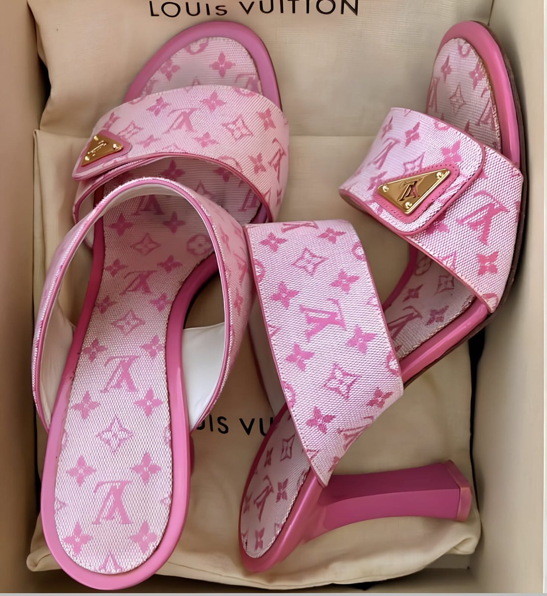 Bllury's tweet image. 