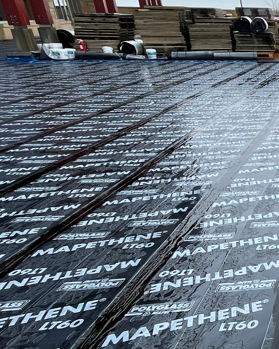 PolyglassUSA's tweet image. Sealing Success! 🏗️💧
Polyglass helped restore a 10,000 sq. ft. amenity deck in Verona, WI using Mapethene® LT60 + Mapeproof® Liquid Membrane. Durable, low-VOC, and adaptable to fluctuating temps!

🔗 hubs.li/Q041DCMs0

#Polyglass #Waterproofing #AmenityDeck #Construction