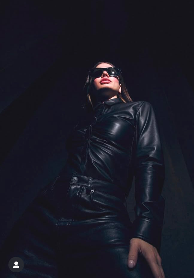 Qualsiasi strada intraprendi…quella strada ti porta alla felicità. <a href="/dmtzdmr/">Demet Özdemir</a> #DemetÖzdemir