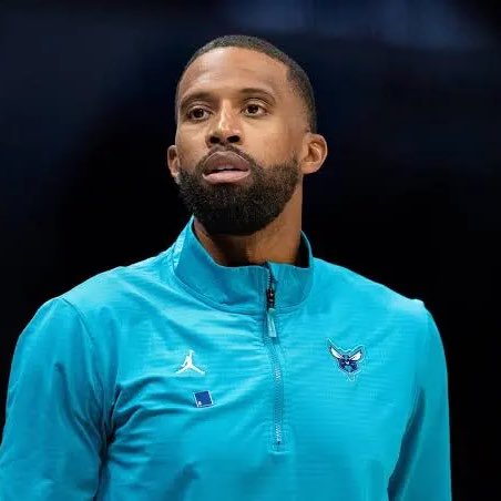 TheHoopCentral's tweet image. REPORT: Jordan Ott &amp;amp; Charles Lee named Coaches of the Month —

Both coaches have shifted the culture for their respective franchises. Respect. ✊