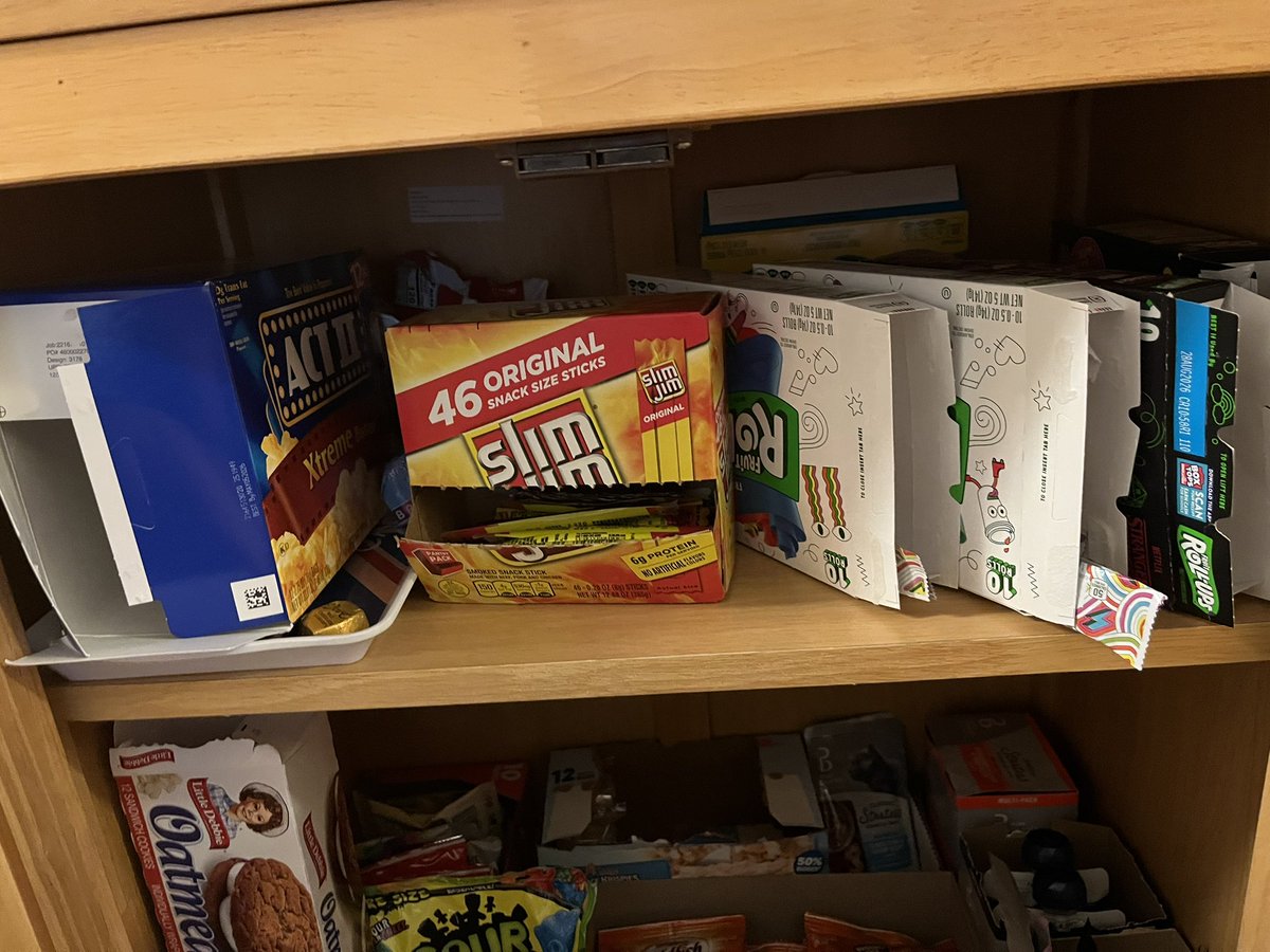 Azzy ᶻ 𝘇 𐰁 tweet media