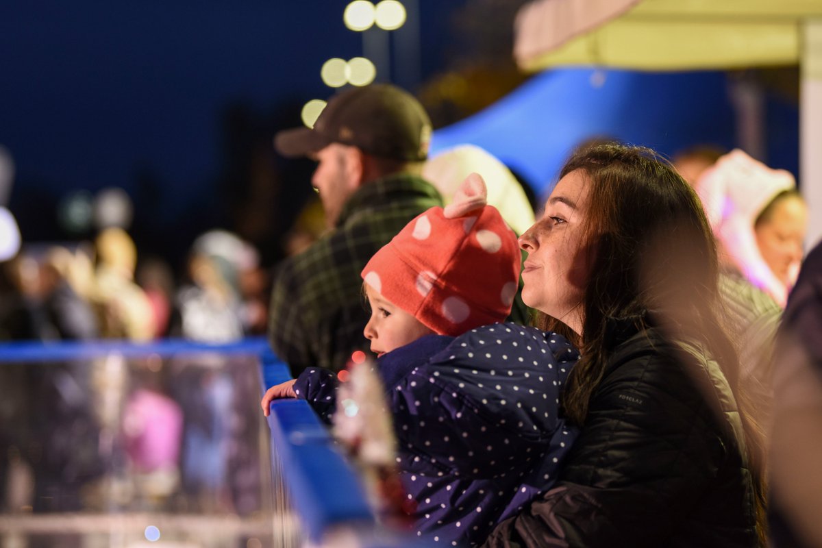 In cold, and rainy conditions, it is essential to dress properly to retain body warmth and prevent hypothermia or other cold weather health issues.  Layer your clothing, wear gloves that fit snugly at your wrists, and don’t forget a hat! 
#ReadyUSMC
#WinterSafety
#DontWait https://t.co/cZyguMXZ5T