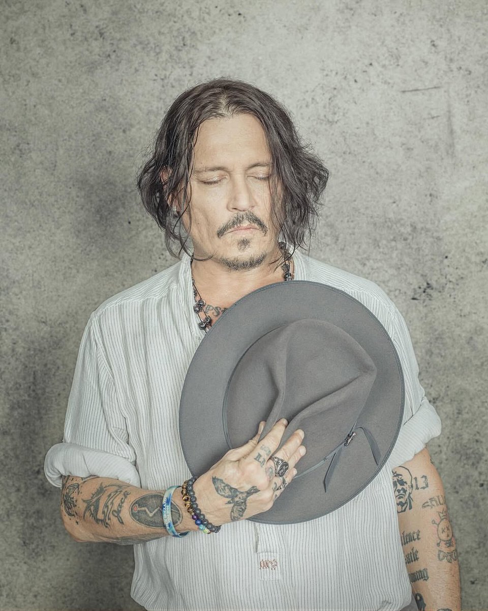 Johnny Depp Supporter 🤍🏴‍☠️ tweet media