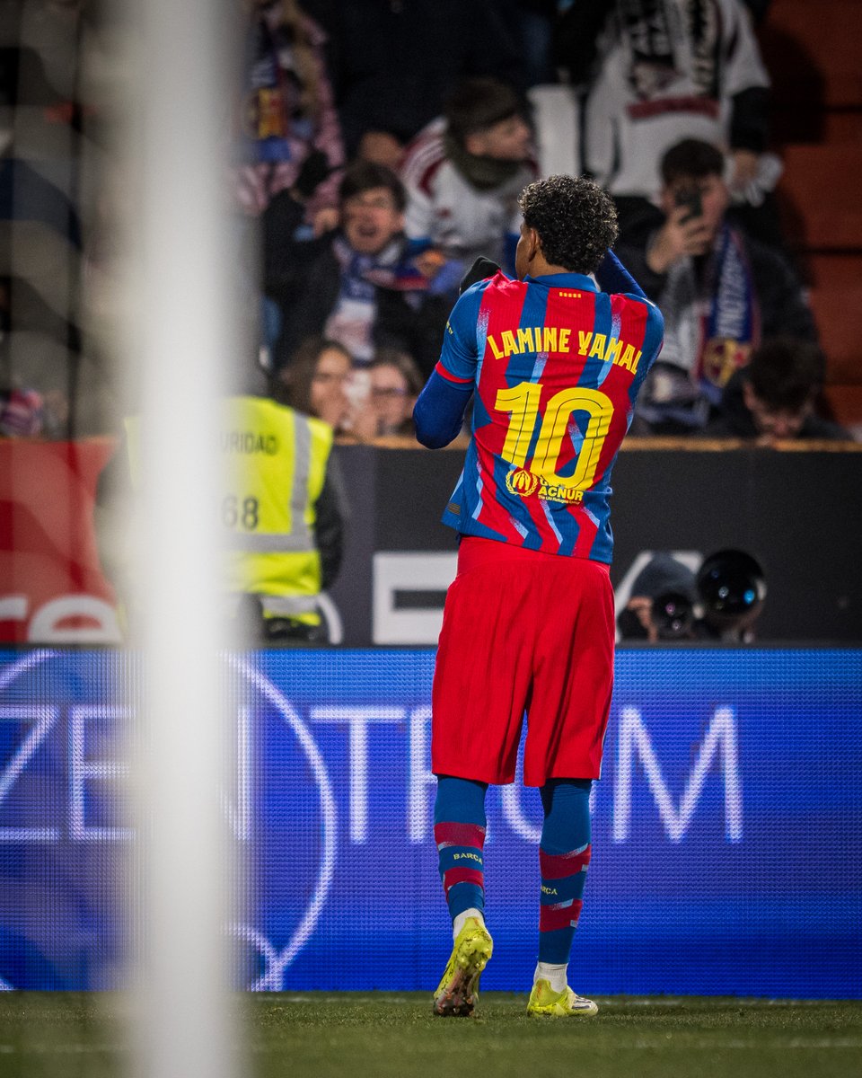 FCBarcelona's tweet image. My name is Lamine Yamal, I scored and I do love FC Barcelona