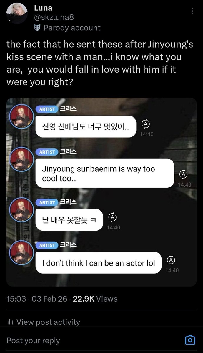 skzluna8's tweet image. calling chn straight?...wow okay