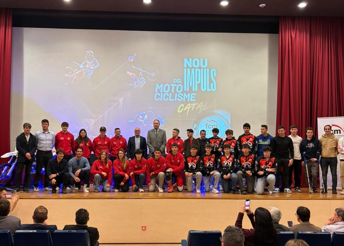 Carlos Checa Carrera tweet media