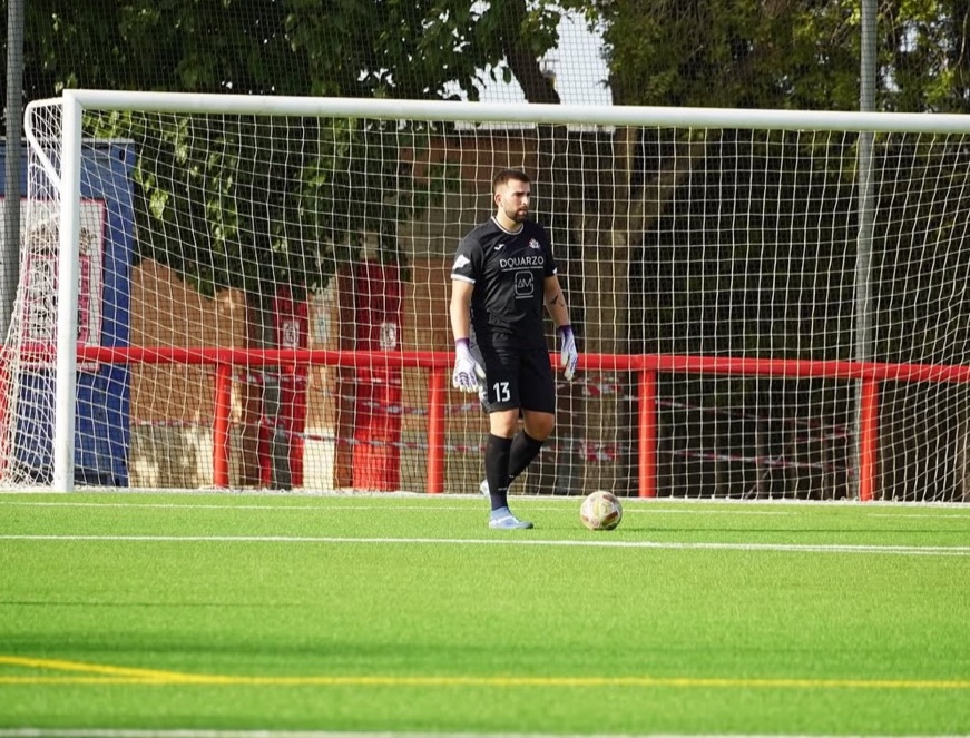 1 Autonómica - Grupo II

Foto oficial 2025/2026 de la plantilla del Beniaján CF 

La histórica entidad amarilla además repatria para sus filas al canterano y meta José Pablo (UD Algezares)