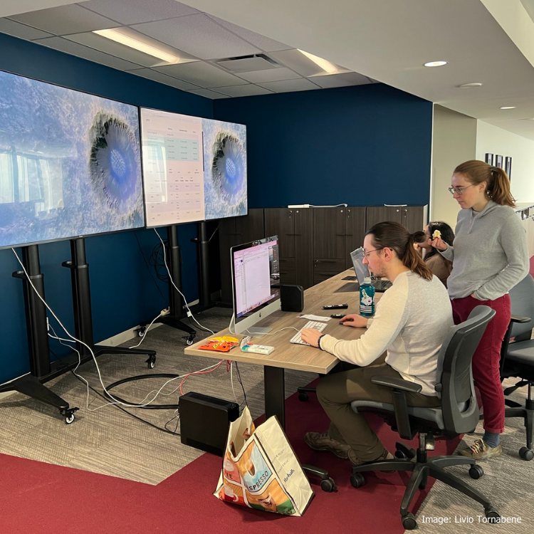 westernuSpace's tweet photo. We are pleased to support the  @ESA_TGO + @ExoMars_CaSSIS mission ops in the new Mission Control Facility! This team of #westernu researchers, #westernu Earth Sci students + @USherbrooke students is planning images of #Mars using cameras aboard the Mars Reconnaissance Orbiter. https://t.co/uN9xaH4eLr