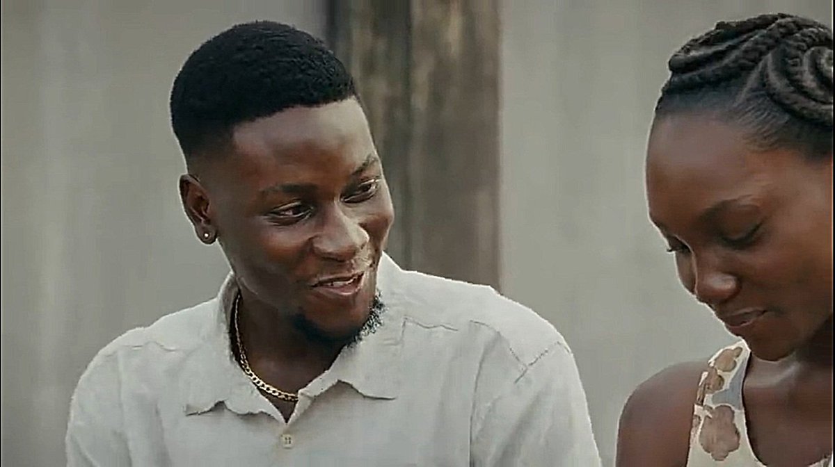 BadBoyWixxdom's tweet photo. #AMTheYard "I BROUGHT YOU FLOWERS..." it gave me so much joy seeing @chabodoxazo ...i won't say we're friends exactly, we just know each other but not alot of talented peeps land lead/supporting roles like this on big screens/projects. Some give up even before their big break. https://t.co/l5kJbBqFe4