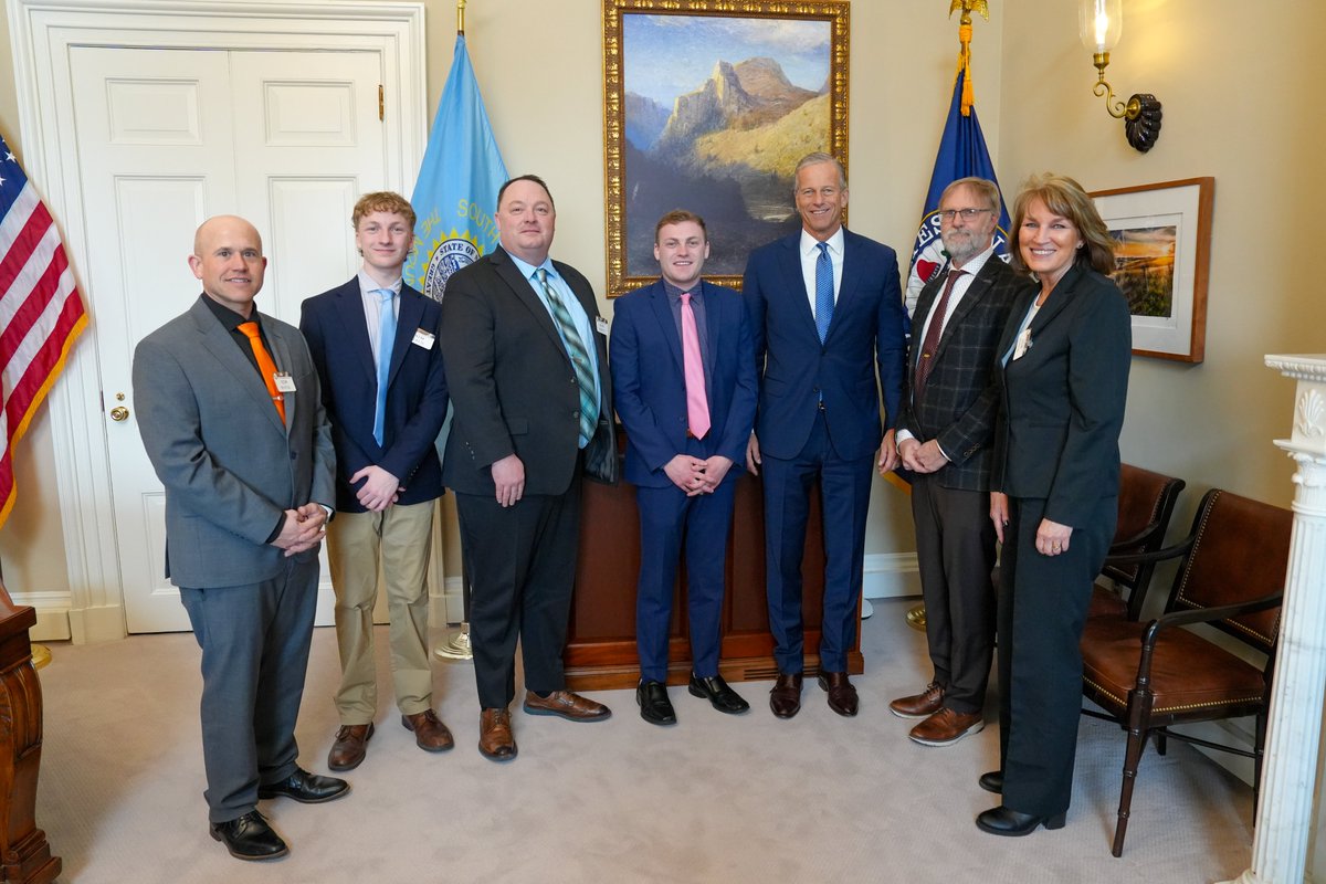 Leader John Thune tweet media