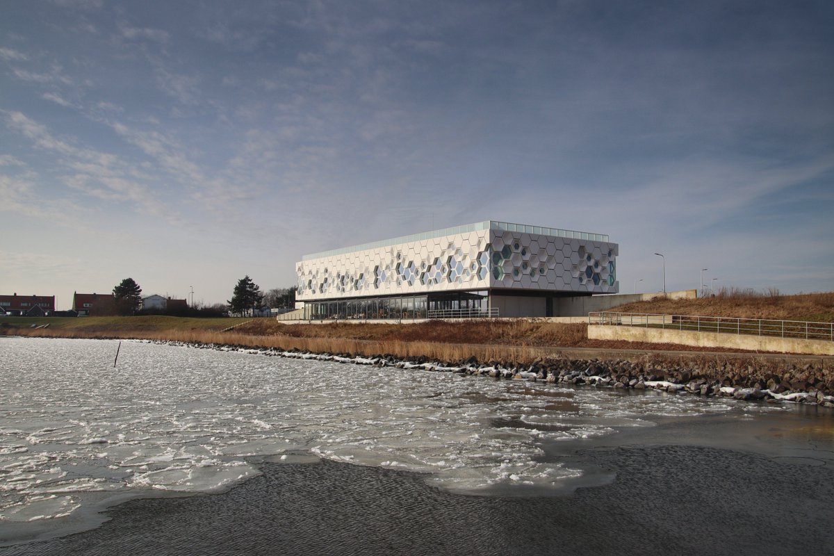 Een ijskoude, maar prachtige middag aan het IJsselmeer!🥶
#WINTER #IJsselmeer <a href="/BuienRadarNL/">Buienradar</a> <a href="/Weerplaza/">Weerplaza.nl</a> <a href="/weeronline/">Weeronline</a> <a href="/weerenradar_nl/">Weer & Radar Nederland</a>