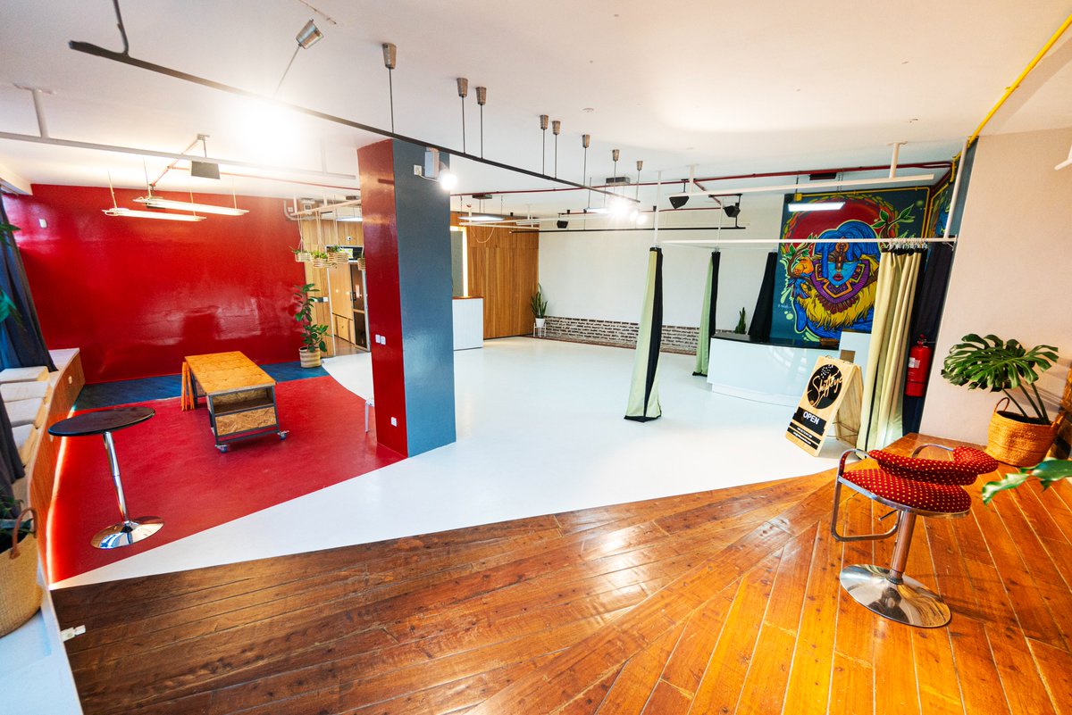 One of our favorite things about Shifteye Studios is how the space transforms throughout the day.
Morning light, afternoon warmth, evening mood, each moment brings a different energy.
#ShifteyeStudios #EventsAtShifteye #Nairobi