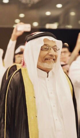 wehdagroup's tweet photo. كالفرسان الأصيلة ؛؛
الأستاذ الفاضل • عبدالباسط بيتان ، يظهر دائماً في الحسم ، إذ قدّمَ دعماً خاصاً لرحلة الرياض بتنسيق ﴿مدرج #الوحدة التاريخي﴾
❤️🇵🇪
أبو عمّار ؛؛
بكَ يزهـو المقام ، نُقدّر لك جميل صنيعك وعظيم وقفاتك المُمتدة لسنوات طويلة ..
☺️🚩
ومَنْ ينـسى !!
فائق التقدير ؛؛ https://t.co/jiVFtpAMBV