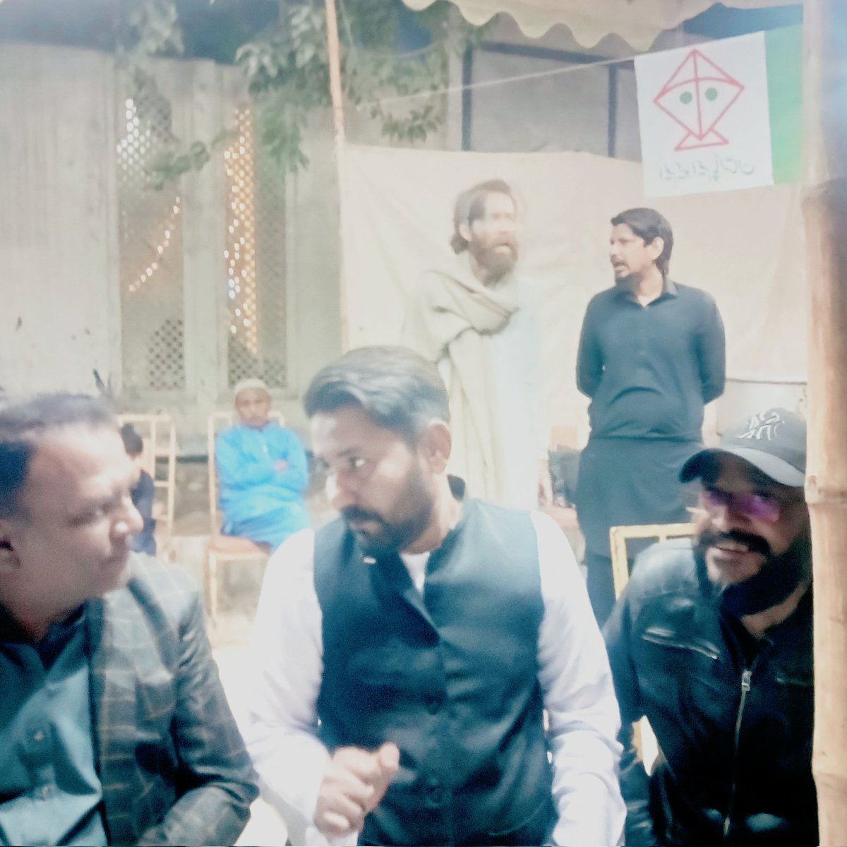 NKT_MQMPk's tweet photo. سینٹرل ارگنائزنگ کمیٹی کے جوائنٹ انچارج اغاز ذاکر بھائی ممبر شفیق بھائی قمر بھائی حق پرست ایم پی اے عبدل وسیم بھائی جمال احمد بھائی نے وزٹ کیا اور ساتھیوں سے ملاقات کی 

نارتھ کراچی ٹاؤن 
ایم کیو ایم پاکستان
@AnisMQM @kul2471 @ZahidMansori @Tanveer790 https://t.co/ERsnphjxDY