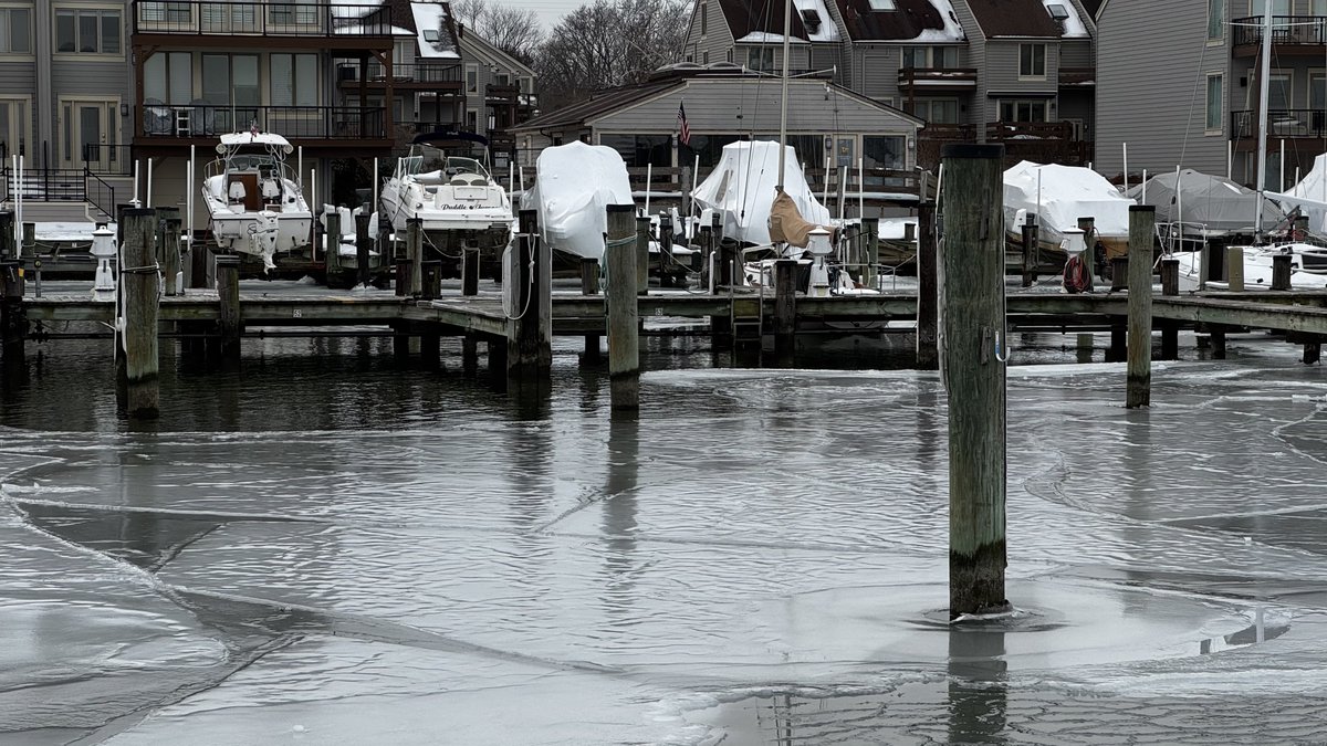 #Annapolis still iced in amid rumors of #FebruaryThaw; Spring Burning of the Socks still six weeks plus away