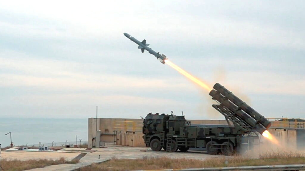 TurkishCentury's tweet image. AEGEAN LOCKDOWN 🗝️💥 Approximately 85% of #Greece is within range of Türkiye's #KaraAtmaca land-launched cruise missile system, for which #Athens has no effective #AirDefense solution. 🇹🇷