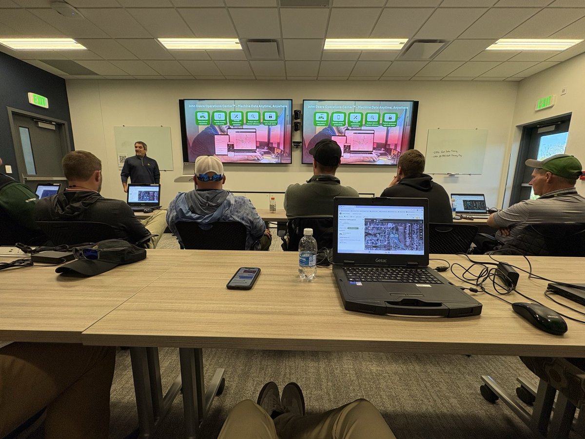 Finch Turf tweet media