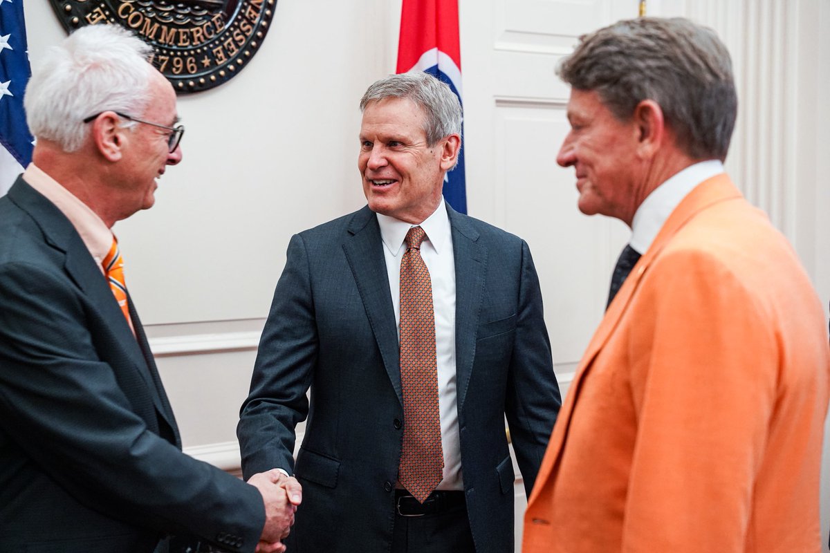 UT System News tweet media