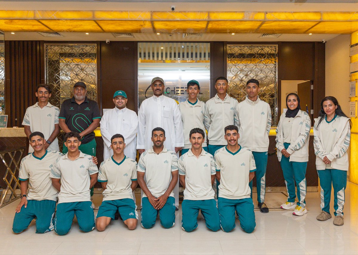 اجتماع الرئيس <a href="/Ialshahrani_Ab/">عبد العزيز الشهراني</a> مع لاعبي المنتخب 🇸🇦
رؤية واضحة، هدف واحد، والاستعداد هو عنوان المرحلة

#دراجات_آسيا_بالقصيم