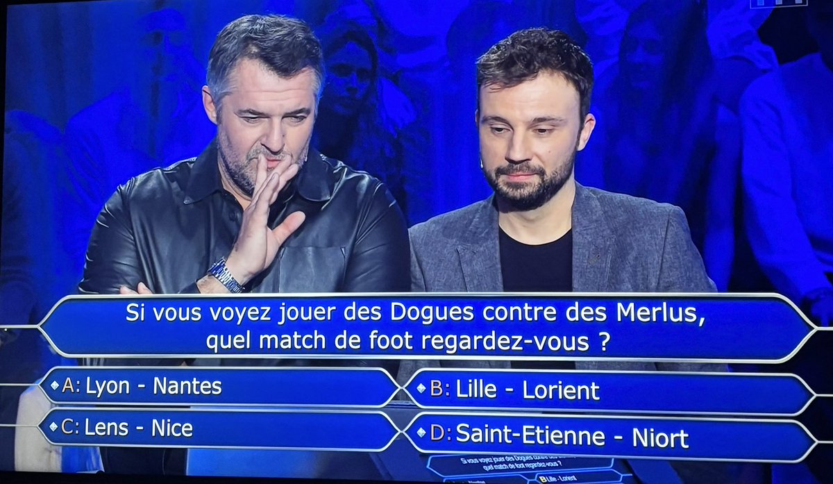 Nous sommes désormais vraiment partout 🐟 🧡🖤

#fcl #FCL #Lorient <a href="/FCLorient/">FC LORIENT 🐟</a>
