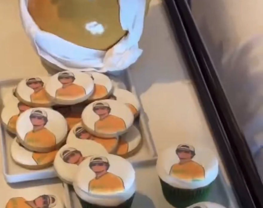 It’s creepy how obsessed she is with Bruno this is not normal 😭